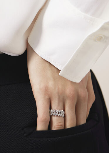 Aerial Double Dewdrop 鑽石戒指, 18K 白金, large