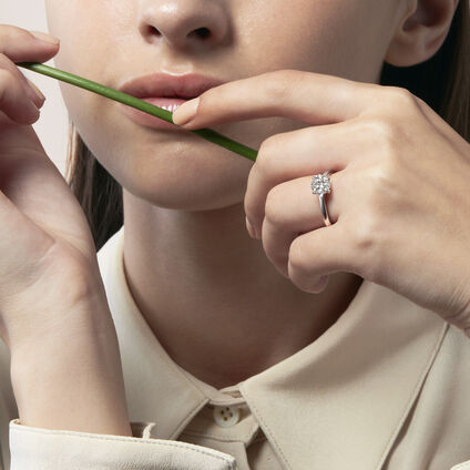 Vela Solitaire 鑲座鑲鑽戒指, 鉑金, large