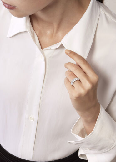 Truly Triple Row 鑽石戒指, 18K 白金, large